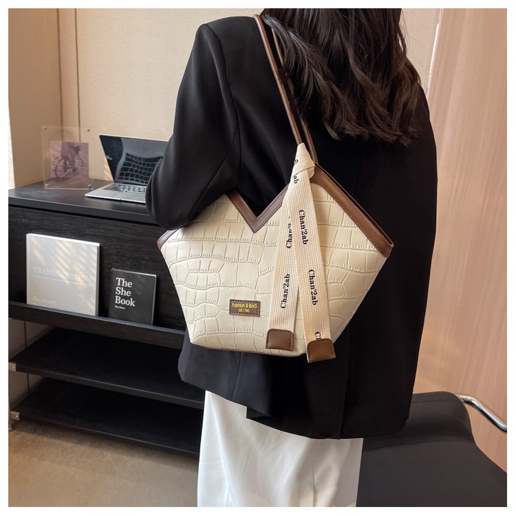 2023 European and American New Fashion Women's Small Design Shoulder Bag Elegant Large Capacity Tote Bag Dropshipping - imaget 20