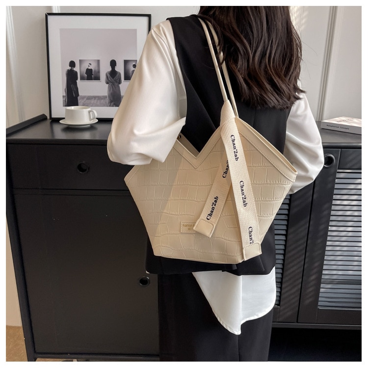 2023 European and American New Fashion Women's Small Design Shoulder Bag Elegant Large Capacity Tote Bag Dropshipping - imaget 17