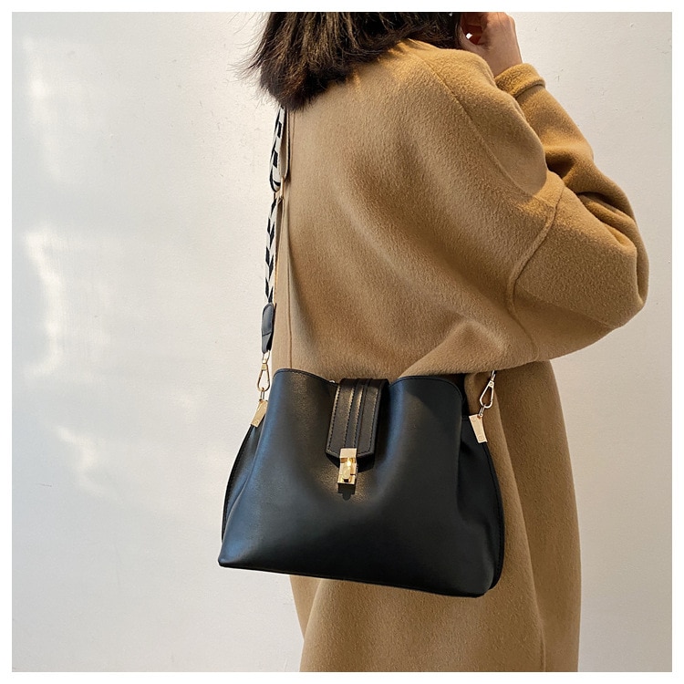 JIN YIDE 여성을위한 빈티지 간단한 작은 PU 가죽 양동이 Crossbody 가방 2023 디자이너 패션 레이디 럭셔리 블랙 숄더 핸드백 - imaget 18 JIN YIDE 여성을위한 빈티지 간단한 작은 PU 가죽 양동이 Crossbody 가방 2023 디자이너 패션 레이디 럭셔리 블랙 숄더 핸드백 - imaget 18